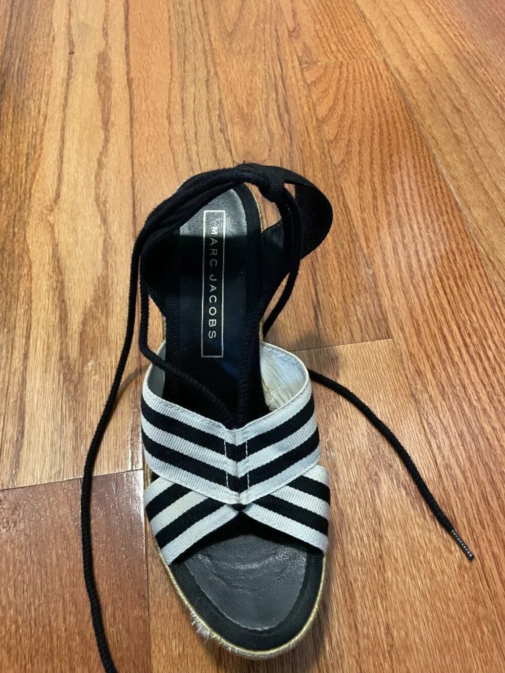 Marc Jacobs Dani Striped Canvas Wedge Espadrille Sandals Gold Heel Size 38
